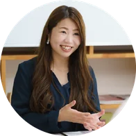 講師 首藤鮎美